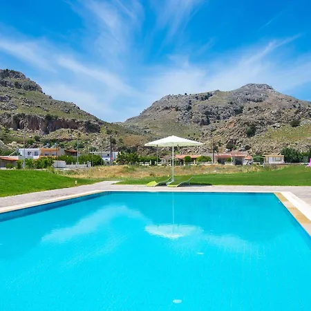 Haus In Kolympia Mit Garten Und Bergblick Kolymbia